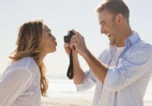 南京調(diào)查取證：貪戀激情 我在老婆與情人之間痛苦著